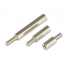 Odstojnik CuZn  m/z M3  5/8 mm