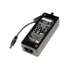 Ispeavljač 230V / 9V DC 6A 